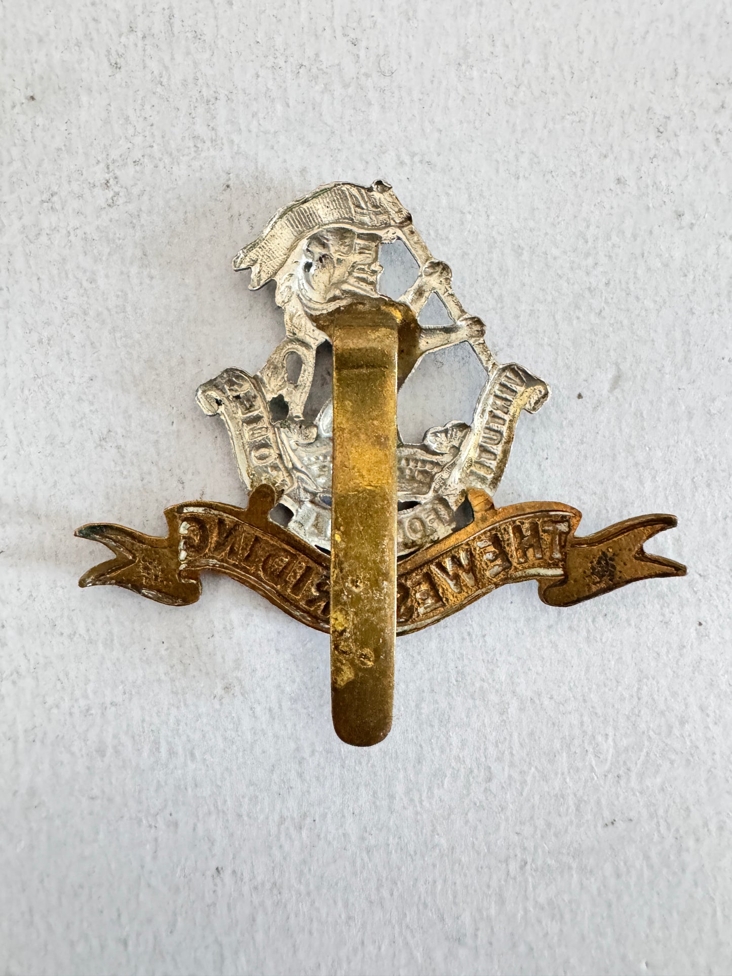 WW2 British Army West Riding Regiment Cap Badge