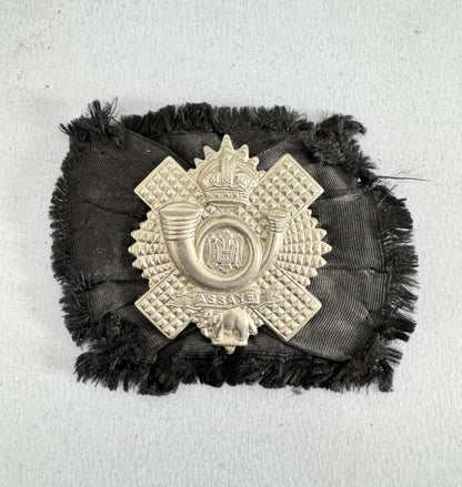 WW2 British Army Highland Light Infantry Regiment Glengarry Cap Badge