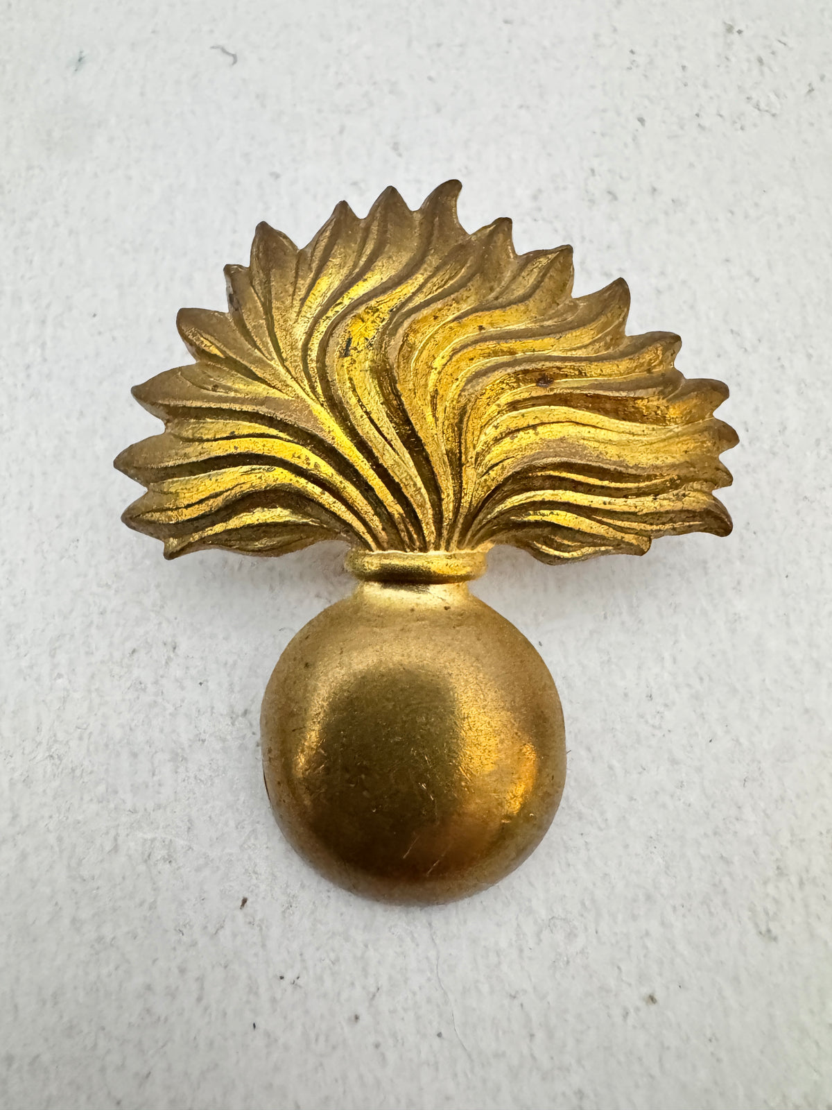 WW2 Canadian Army Winnipeg Fusiliers Cap Badge SCULLY