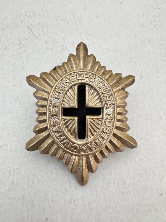 WW2 Canadian Army Governor Generals Foot Guards (Tank) Regiment Cap Badge