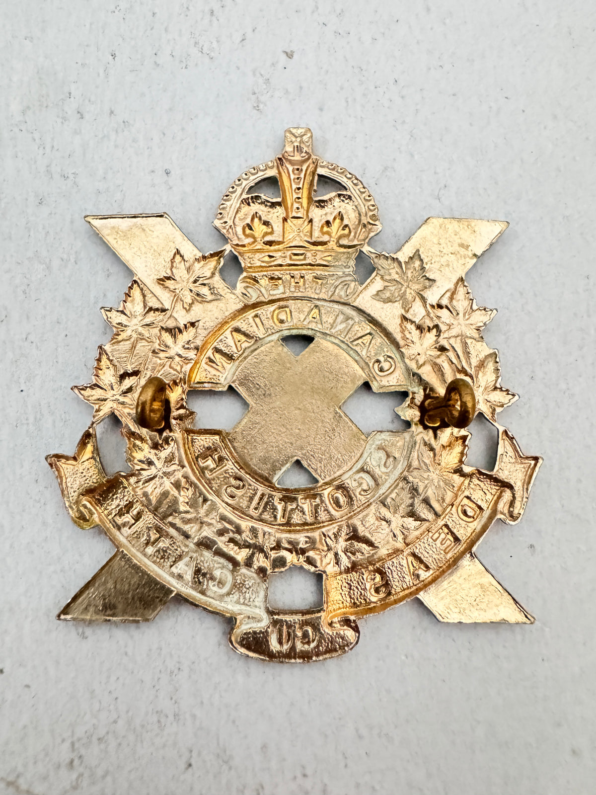 WW2 Canadian Scottish Regiment Glengarry Cap Badge