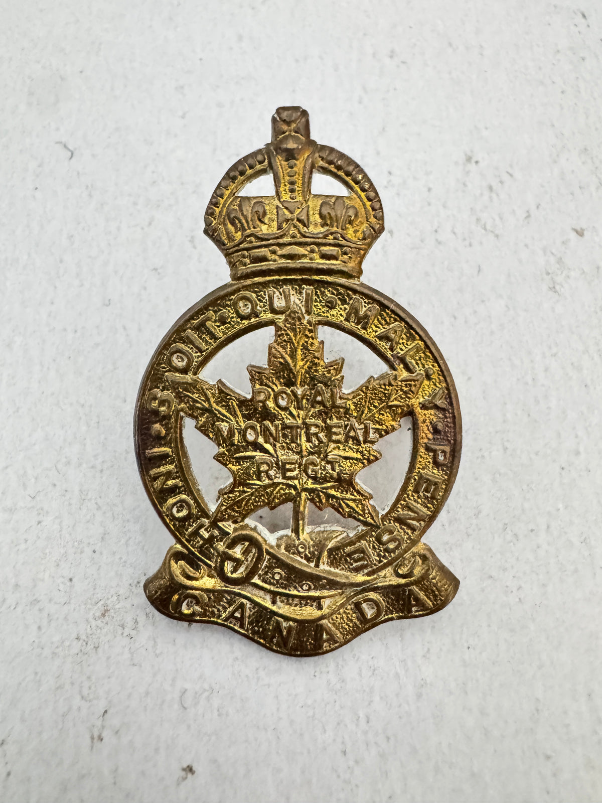 WW2 Canadian Army Royal Montreal Regiment Cap Badge