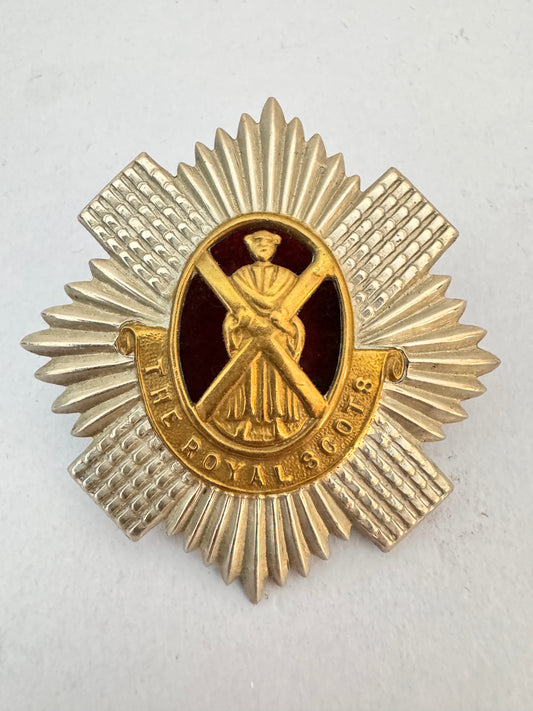 WW2 British Army Royal Scots Regiment Glengarry Cap Badge