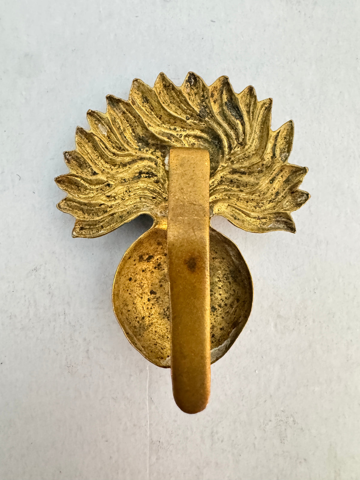 WW1 British Army Grenadier Guards Cap Badge SLIDER