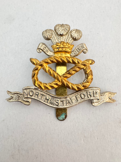 WW2 British Army North Staffordshire Regiment Cap Badge