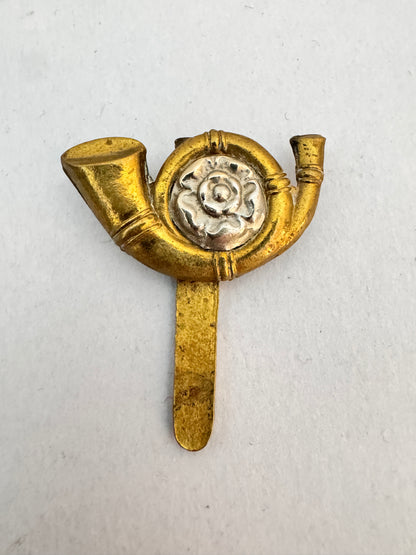 WW2 British Army King's Own Yorkshire Light Infantry Regiment Cap Badge KOYLI
