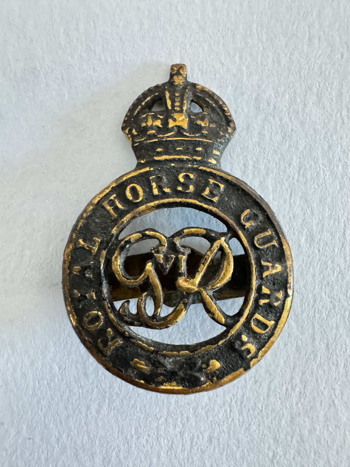WW2 British Army Royal Horse Guards Officer's Cap Badge