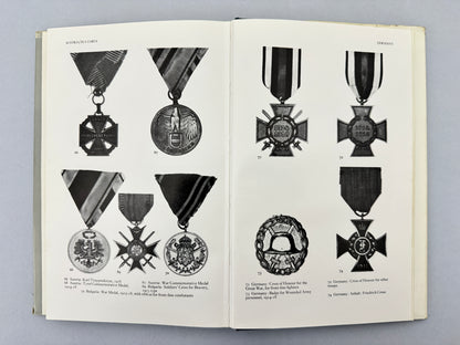 The Medals Decorations & Orders of the Great War 1914-1918 Book Purves