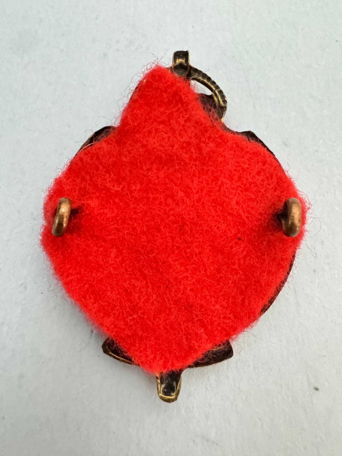 Original WW1 Welsh Guards Pagri Cap Badge