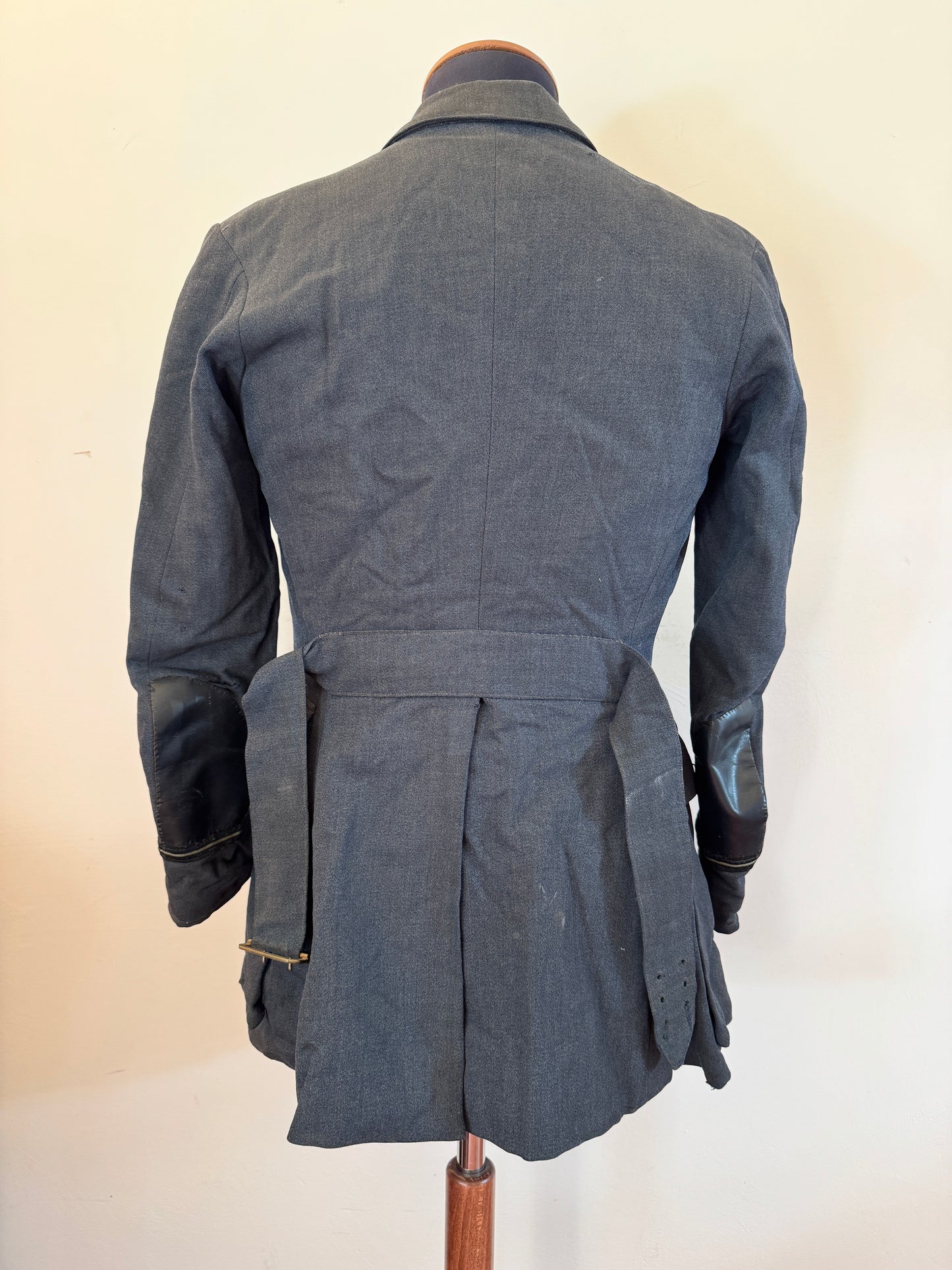 WW2 Royal Air Force Pilot Officer Uniform Service Tunic