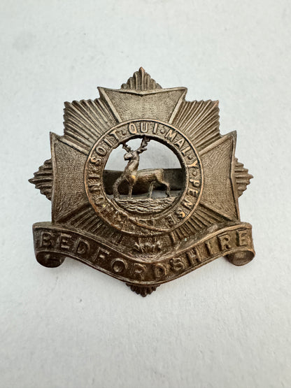 Original WW1 Bedfordshire Regiment Cap Badge