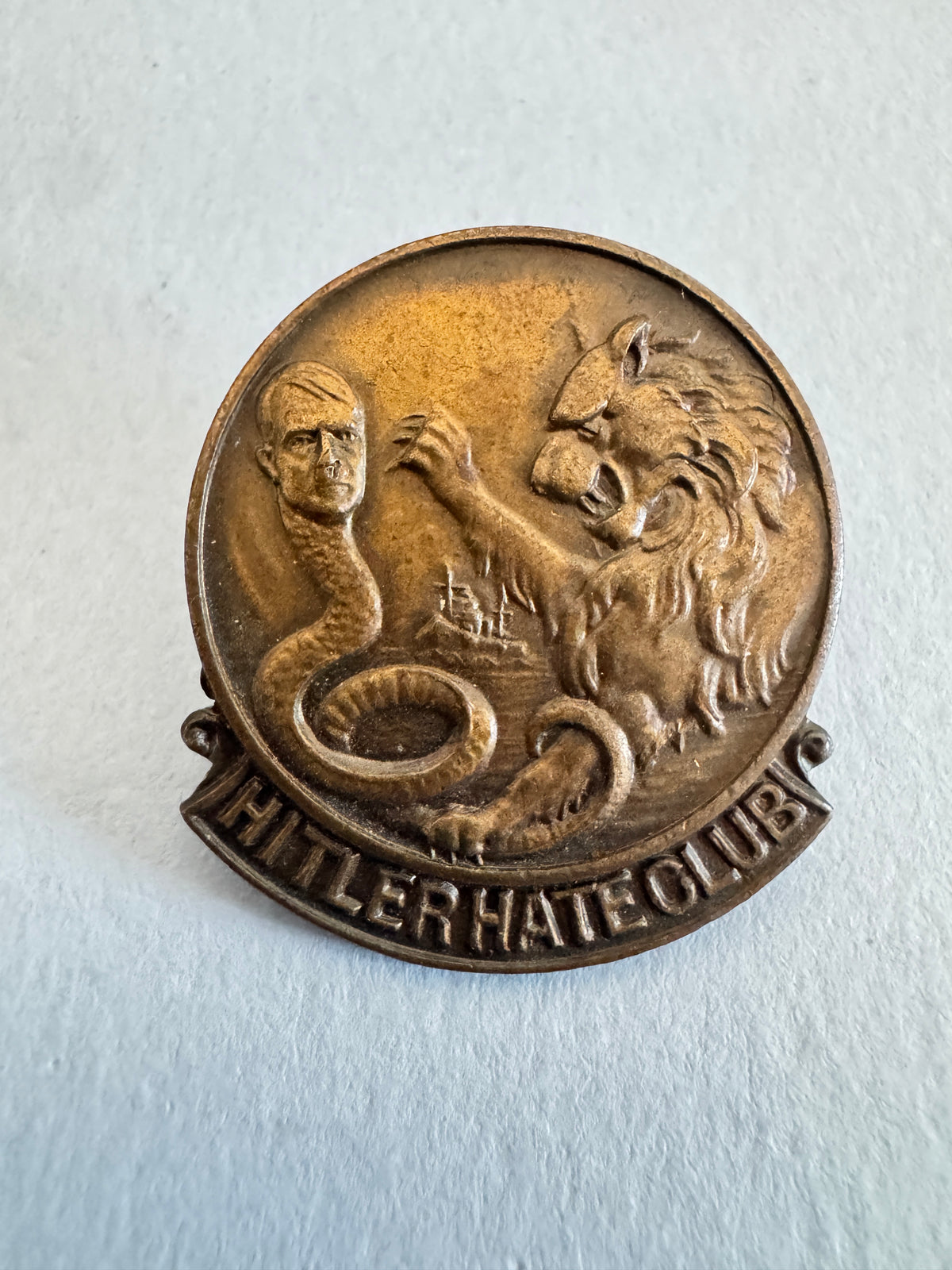 WW2 British Hitler Hate Club Lapel Badge