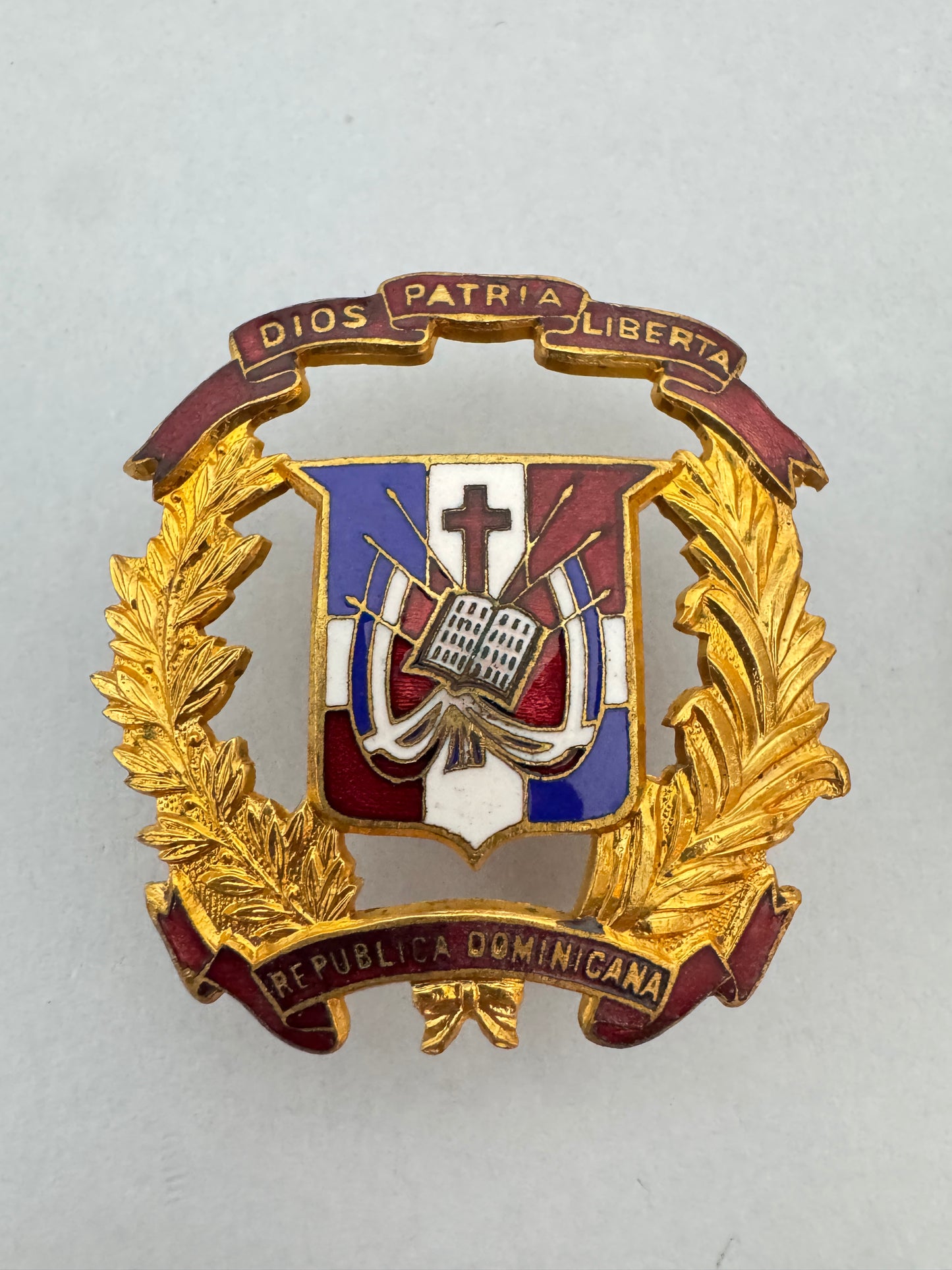 Dominican Republic Police Officer & Other Ranks Cap Badges MEYER NEW YORK