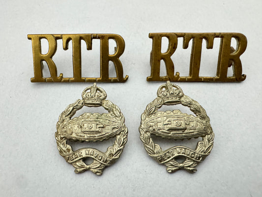 WW2 British Army Royal Tank Regiment Insignia Collar Badge & Shoulder Titles