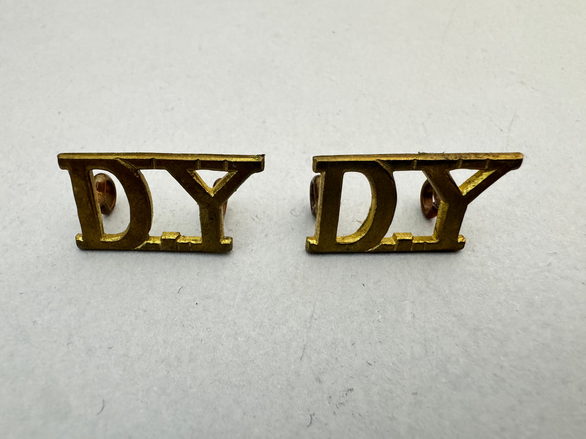 WW2 British Army Derbyshire Yeomanry Officer's Shoulder Title Badges