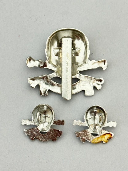 British Army 17th 21st Lancers Cavalry Cap Badge & Collar Badges