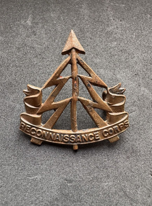 Photo 1 of WW2 British Army Reconnaissance Corps Cap Badge - collectible militaria item