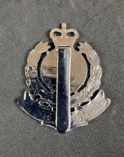 Photo 2 of Royal Hong Kong Police Cap Badge - collectible militaria item