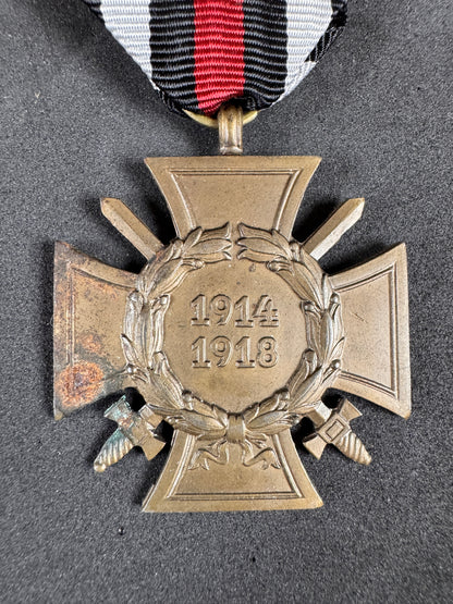 Photo 2 of WW1 German Hindenburg Honour Cross Medal PSL - collectible militaria item