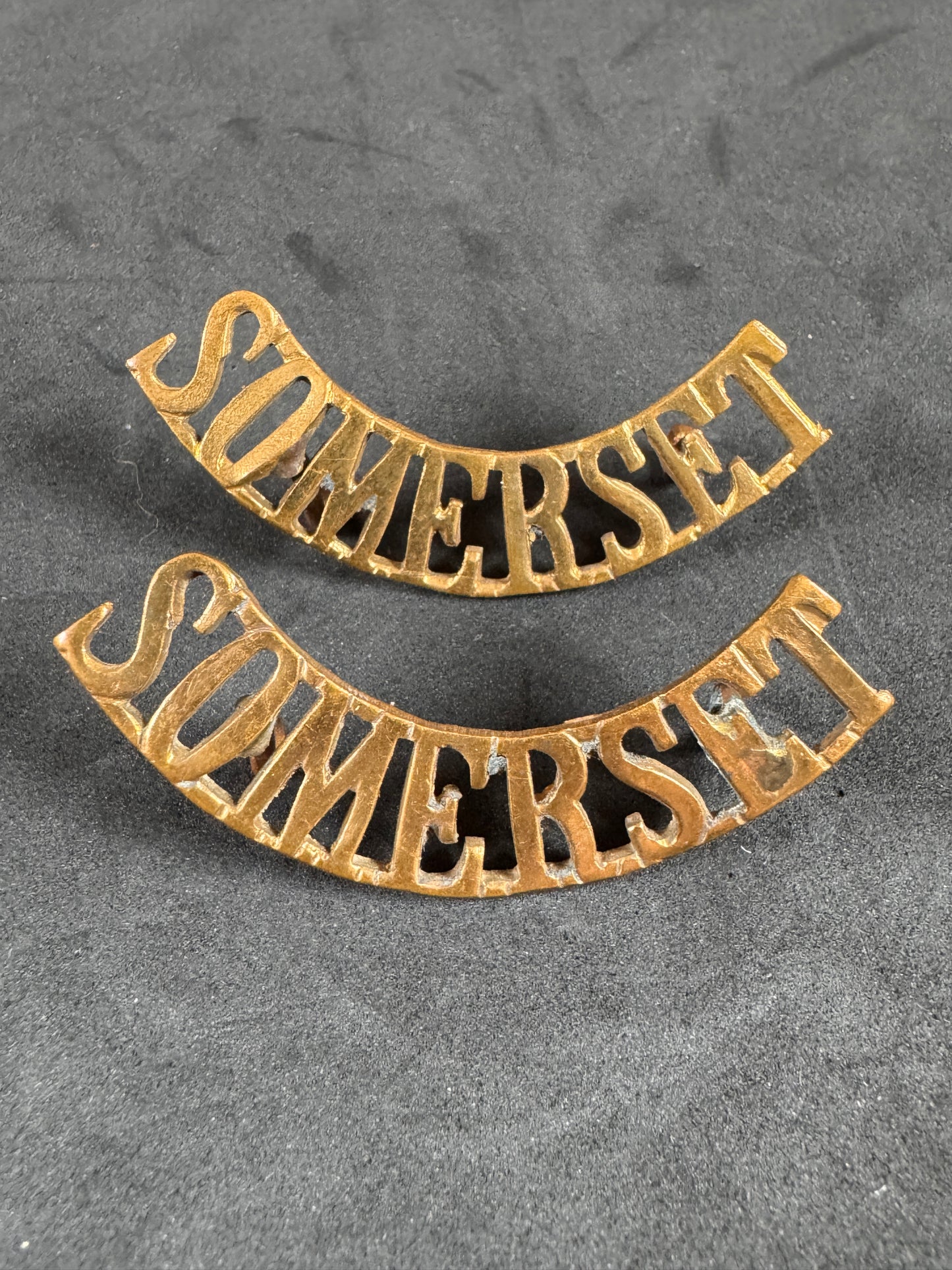 Photo 1 of WW2 British Army Somerset Light Infantry Regiment Uniform Shoulder Titles - collectible militaria item