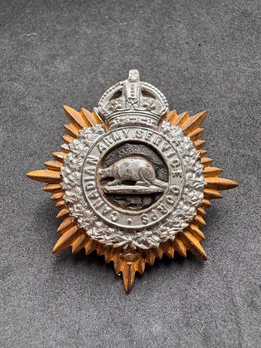 Photo 1 of WW1 Canadian Army Service Corps Officer's Cap Badge - collectible militaria item