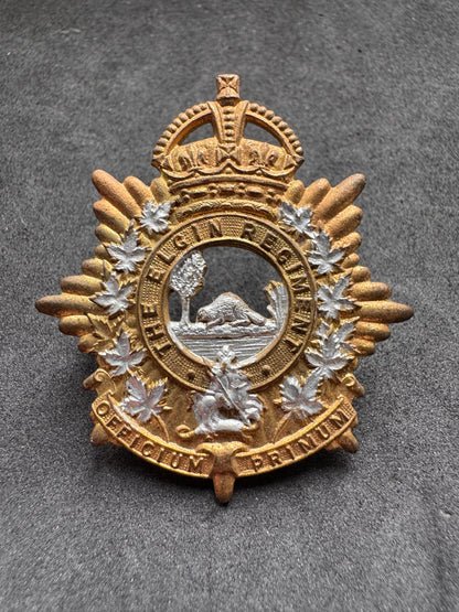 Photo 1 of WW2 Canadian Army Elgin Regiment Cap Badge - collectible militaria item