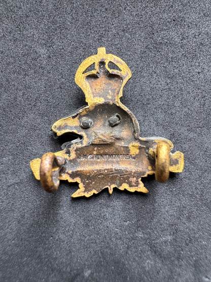 Photo 2 of WW1 Canadian Army Pay Corps (CAPC) Officer's Uniform Collar Badge - collectible militaria item