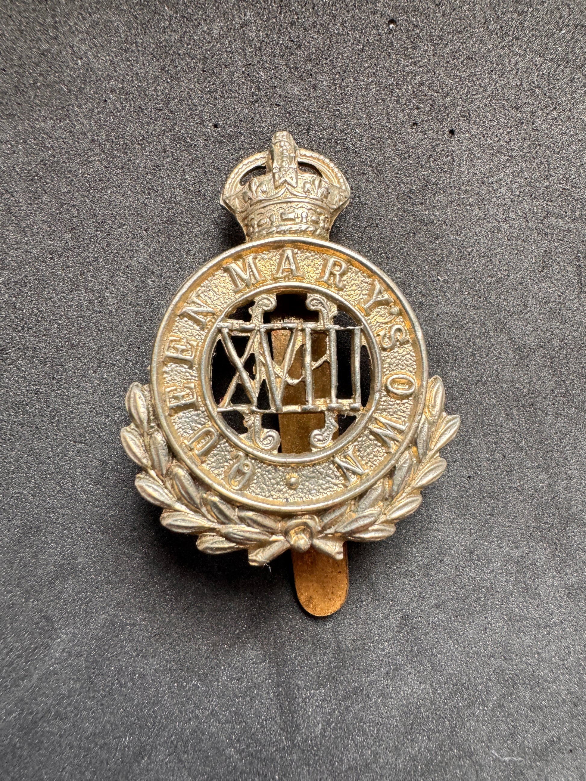 Photo 1 of WW1 British Army 18th Hussars (Queen Mary's Own) Cap Badge - collectible militaria item