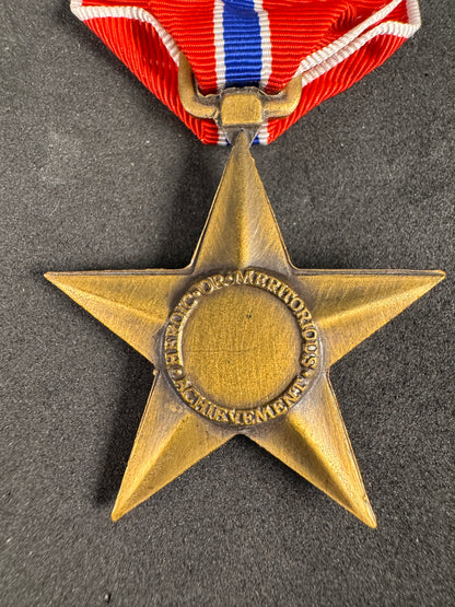 Photo 3 of United States Bronze Star Medal - collectible militaria item