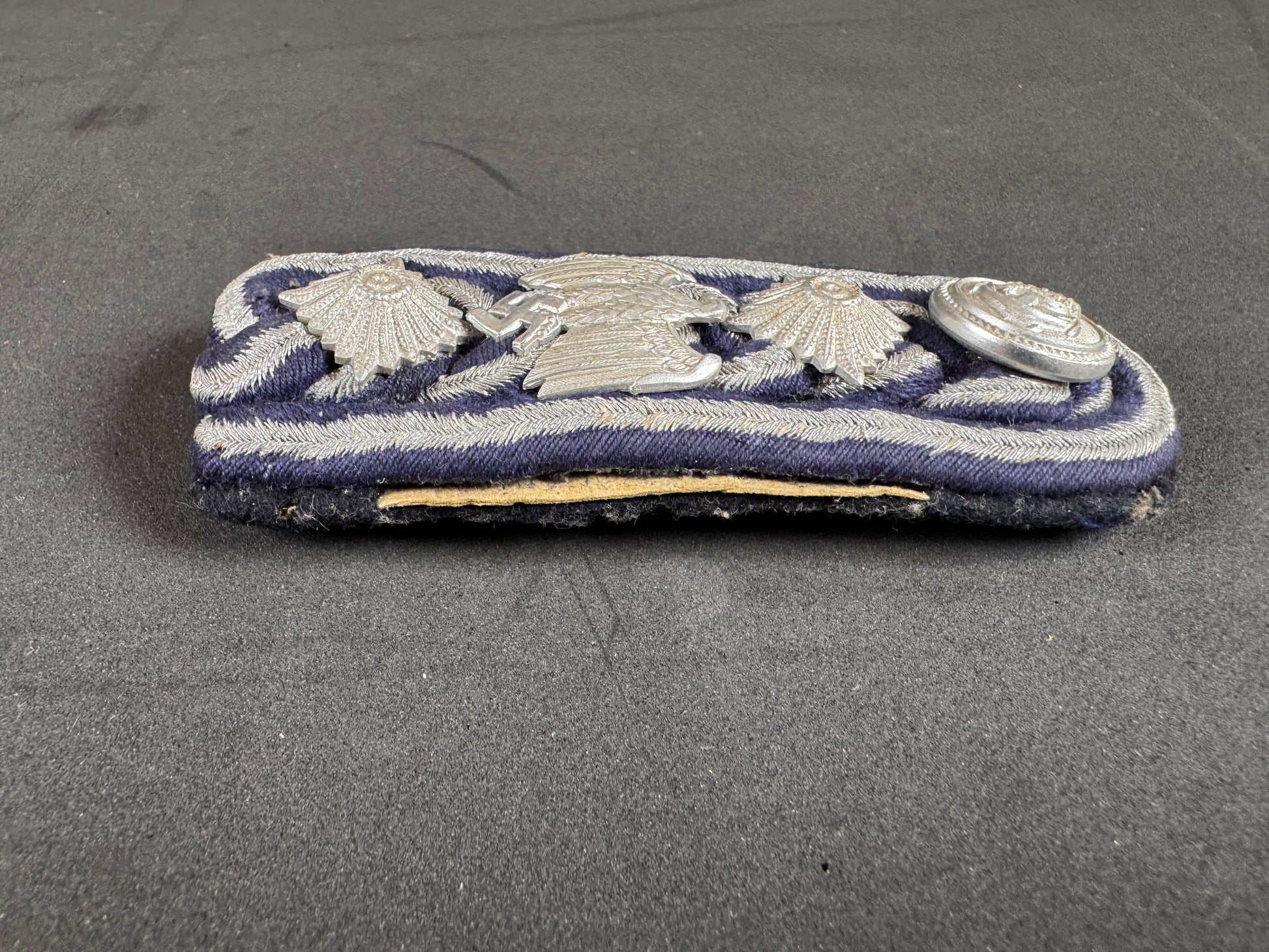 Photo 5 of WW2 German Kriegsmarine Marinebeamte Officer's Shoulder Board - collectible militaria item