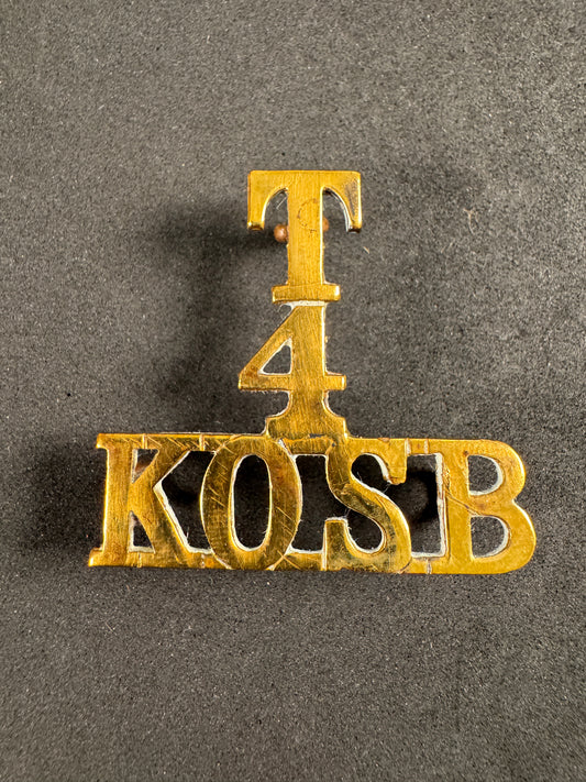 Photo 1 of WW1 British Army T4 KOSB Scottish Borderers Territorial Battalion Shoulder Title - collectible militaria item