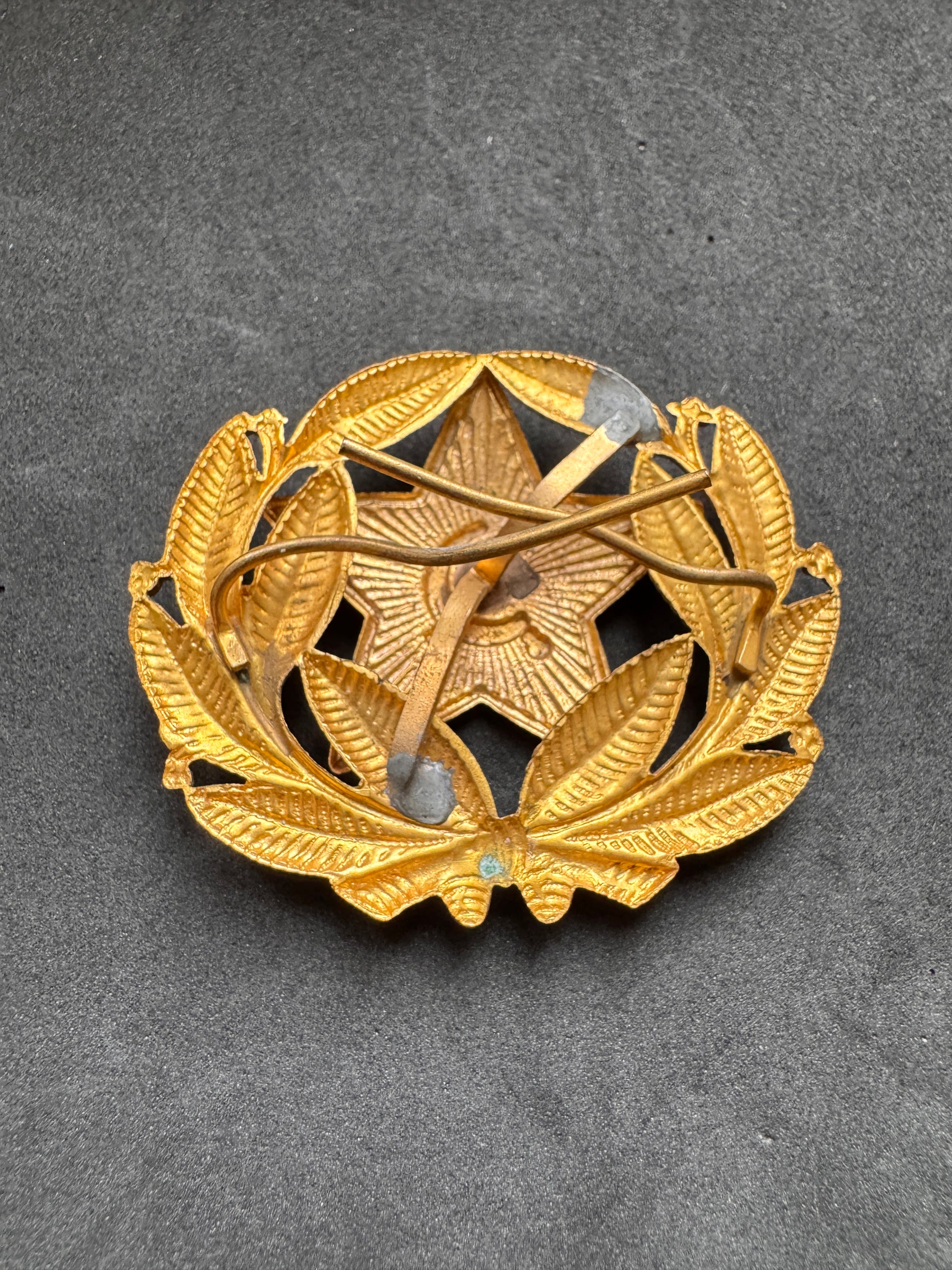 Photo 2 of Cold War Soviet Officer’s Cap Badge - collectible militaria item
