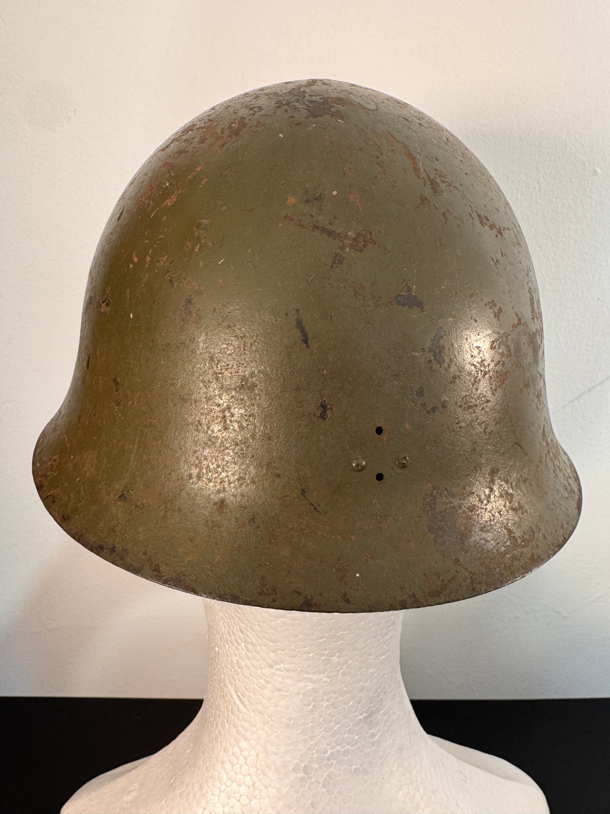 Photo 4 of WWII Thai M30/32 Combat Helmet with Crest - Rare Siamese Issue - collectible militaria item