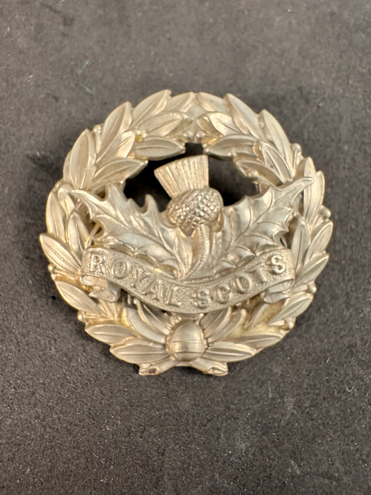 Photo 1 of WW1 British Royal Scots Regiment Sweetheart Brooch Wreath Badge - collectible militaria item