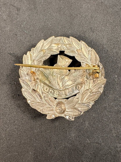 Photo 2 of WW1 British Royal Scots Regiment Sweetheart Brooch Wreath Badge - collectible militaria item