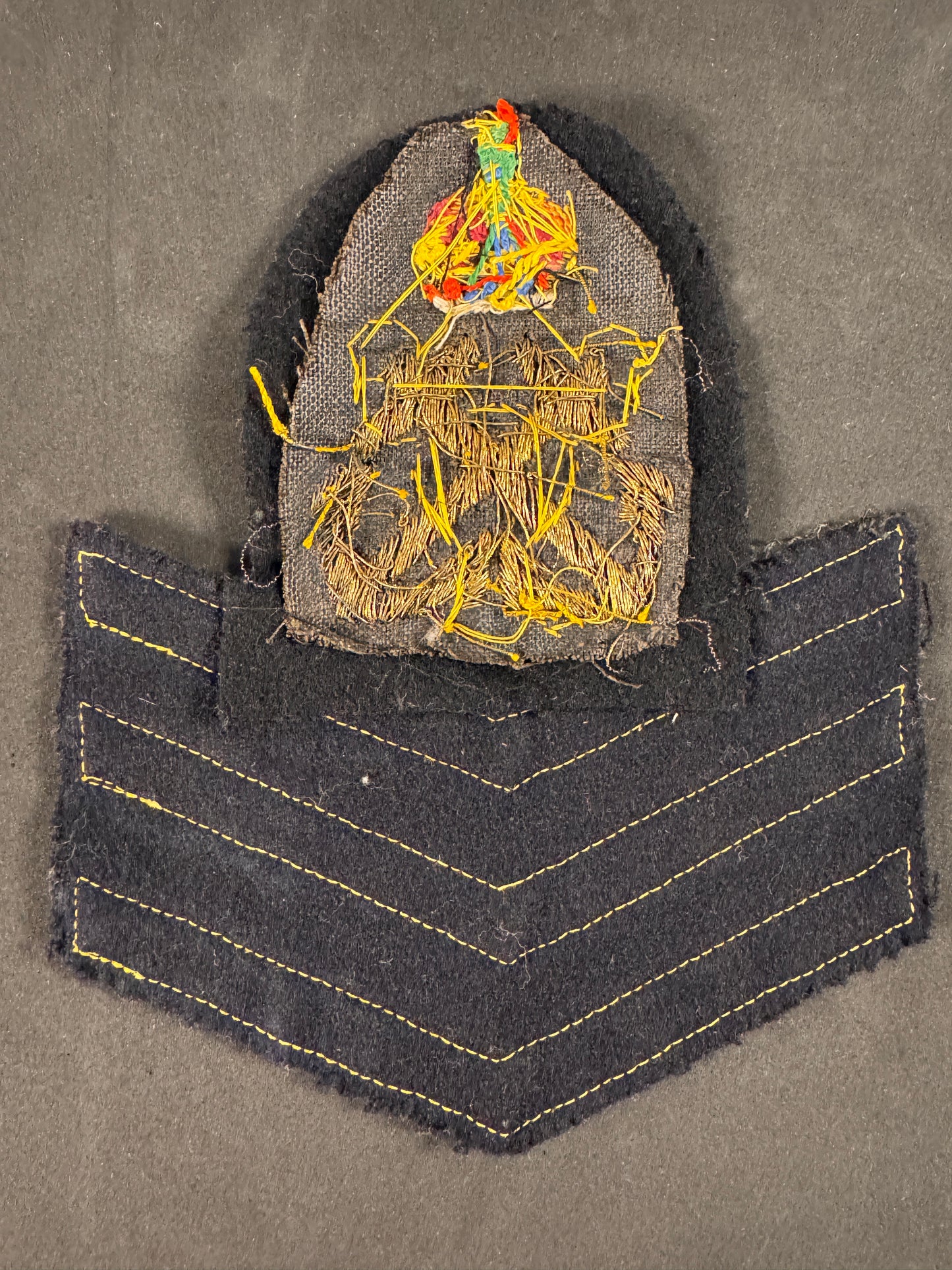 Photo 2 of WW2 British Royal Navy Petty Officer Rank Badge & Good Conduct Stripes - collectible militaria item