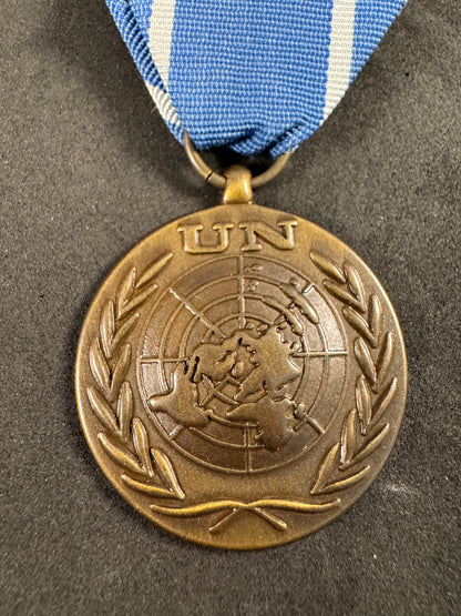 Photo 2 of United Nations ONUC CONGO Medal Irish Issue - collectible militaria item
