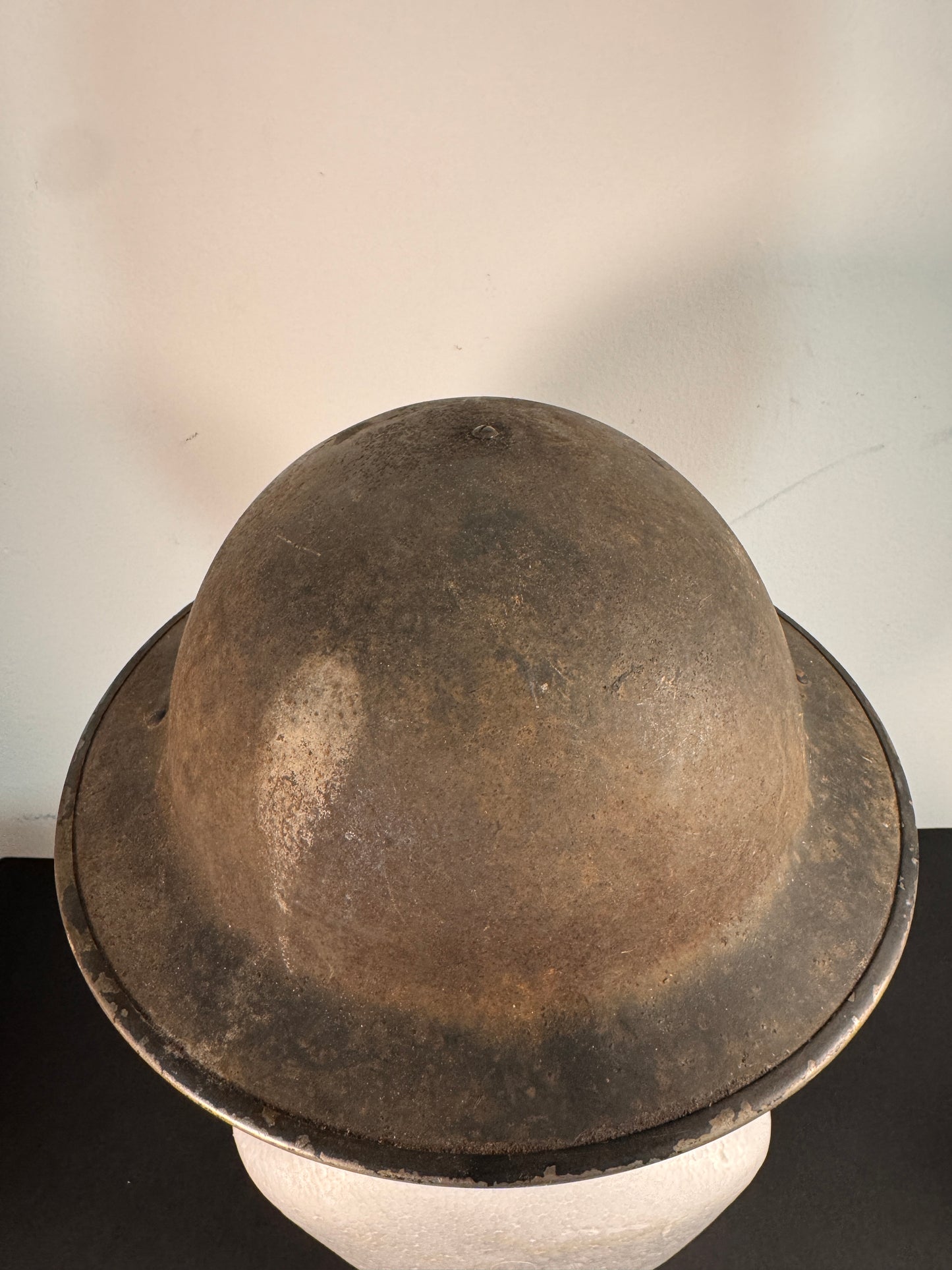 Photo 4 of WW2 British Mark 2 Brodie Combat Helmet - 1940 Dated - collectible militaria item