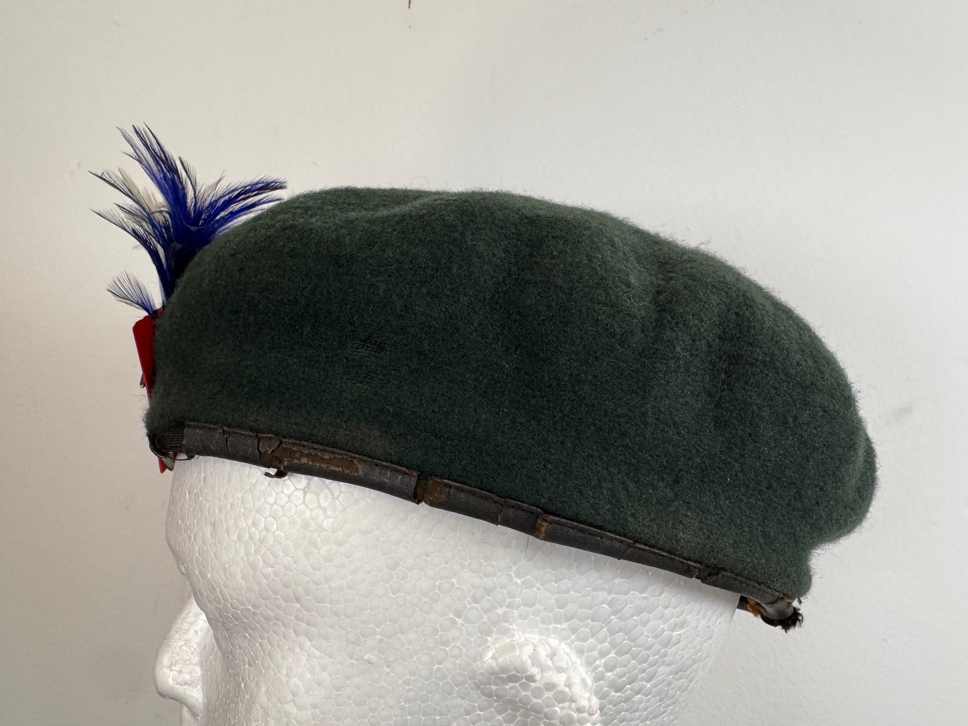 Photo 4 of After WW2 Rhodesia Regiment Green Beret - collectible militaria item