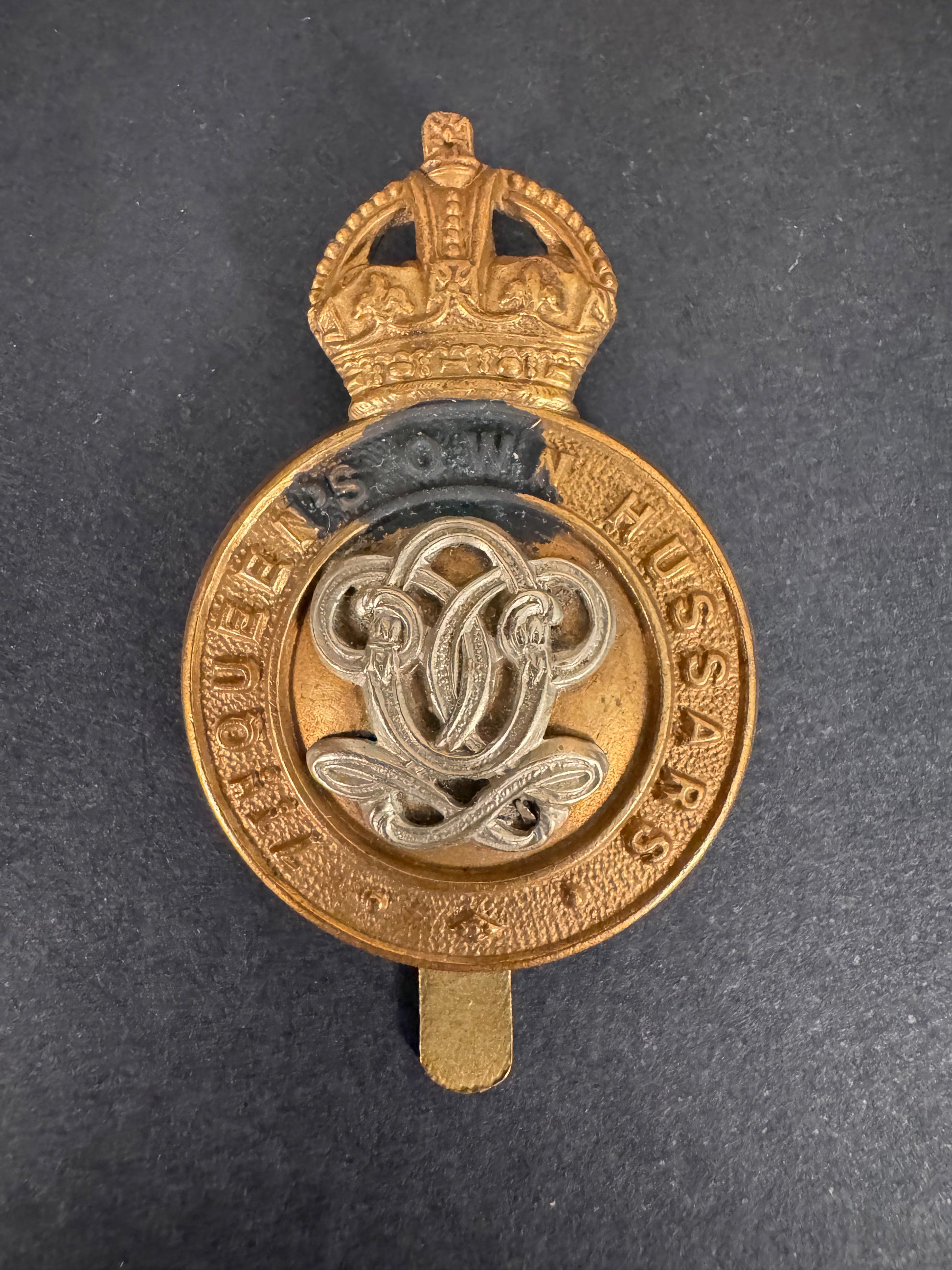 Photo 1 of WW1 British Army 7th Queen's Own Hussars Cap Badge - collectible militaria item