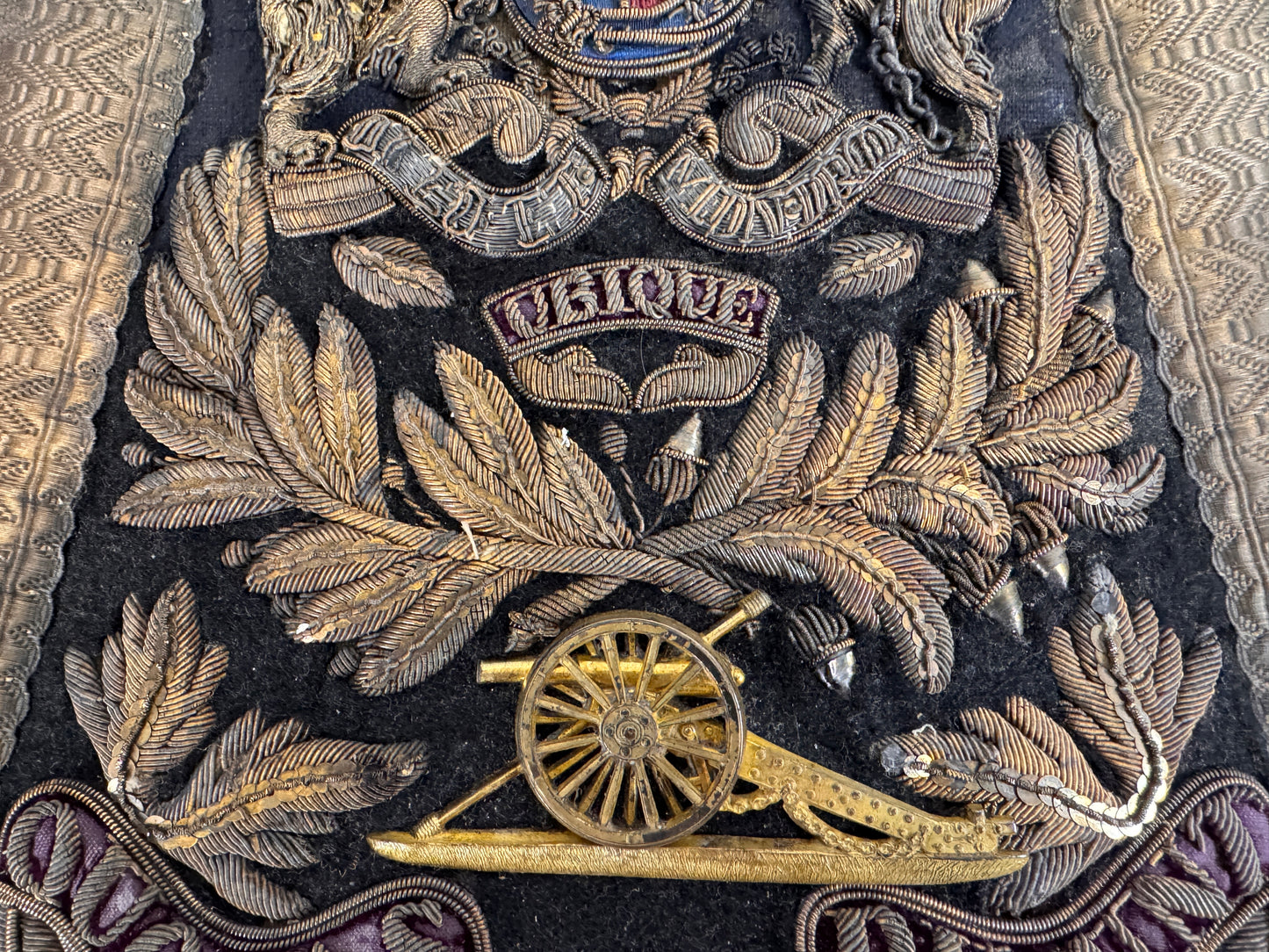 Photo 3 of Victorian British Royal Artillery Officer’s Full Dress Sabretache - collectible militaria item