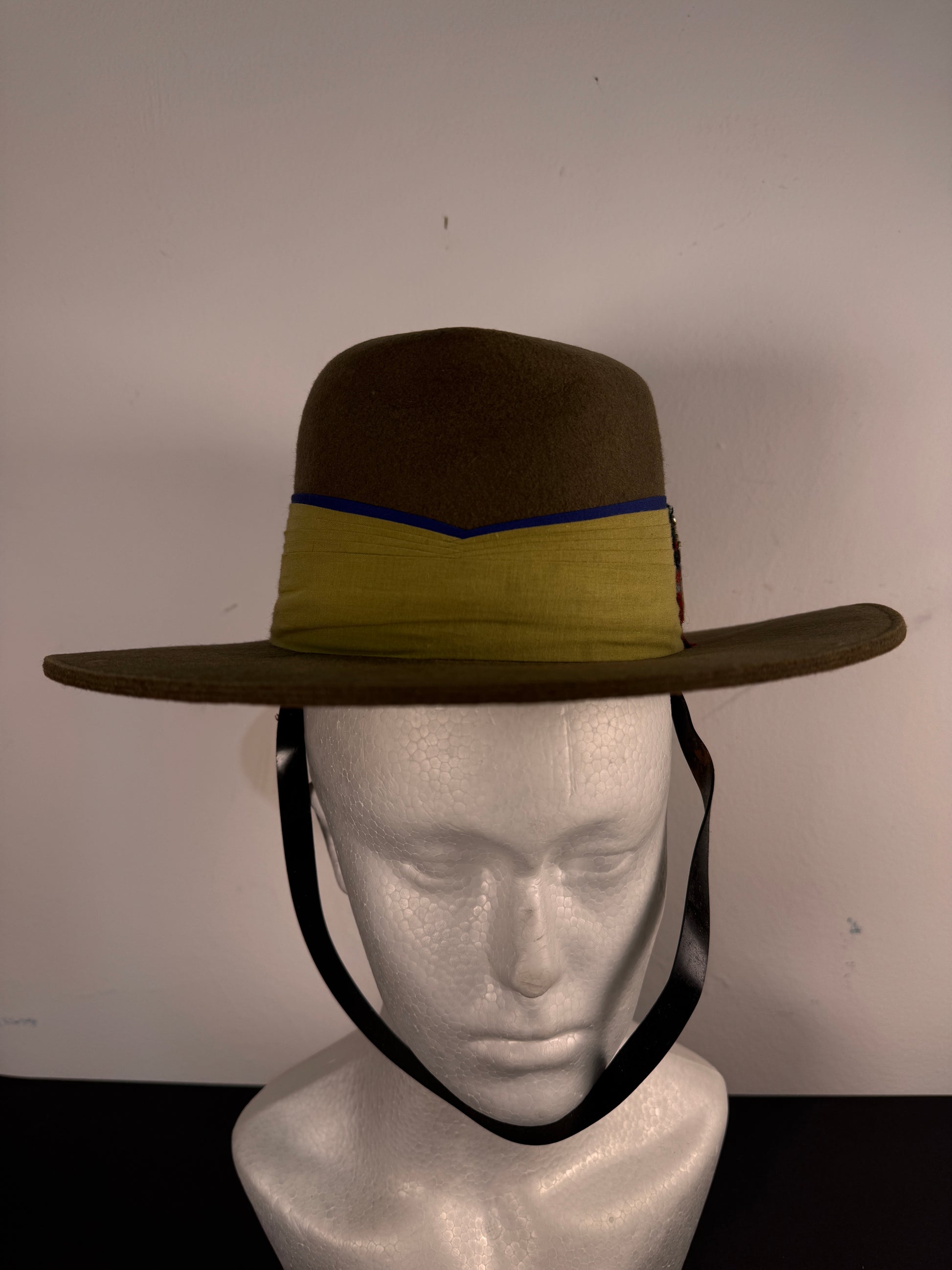 Photo 2 of WW2 British Army 4th Gurkha Rifles Slouch Hat Bush Cap - collectible militaria item
