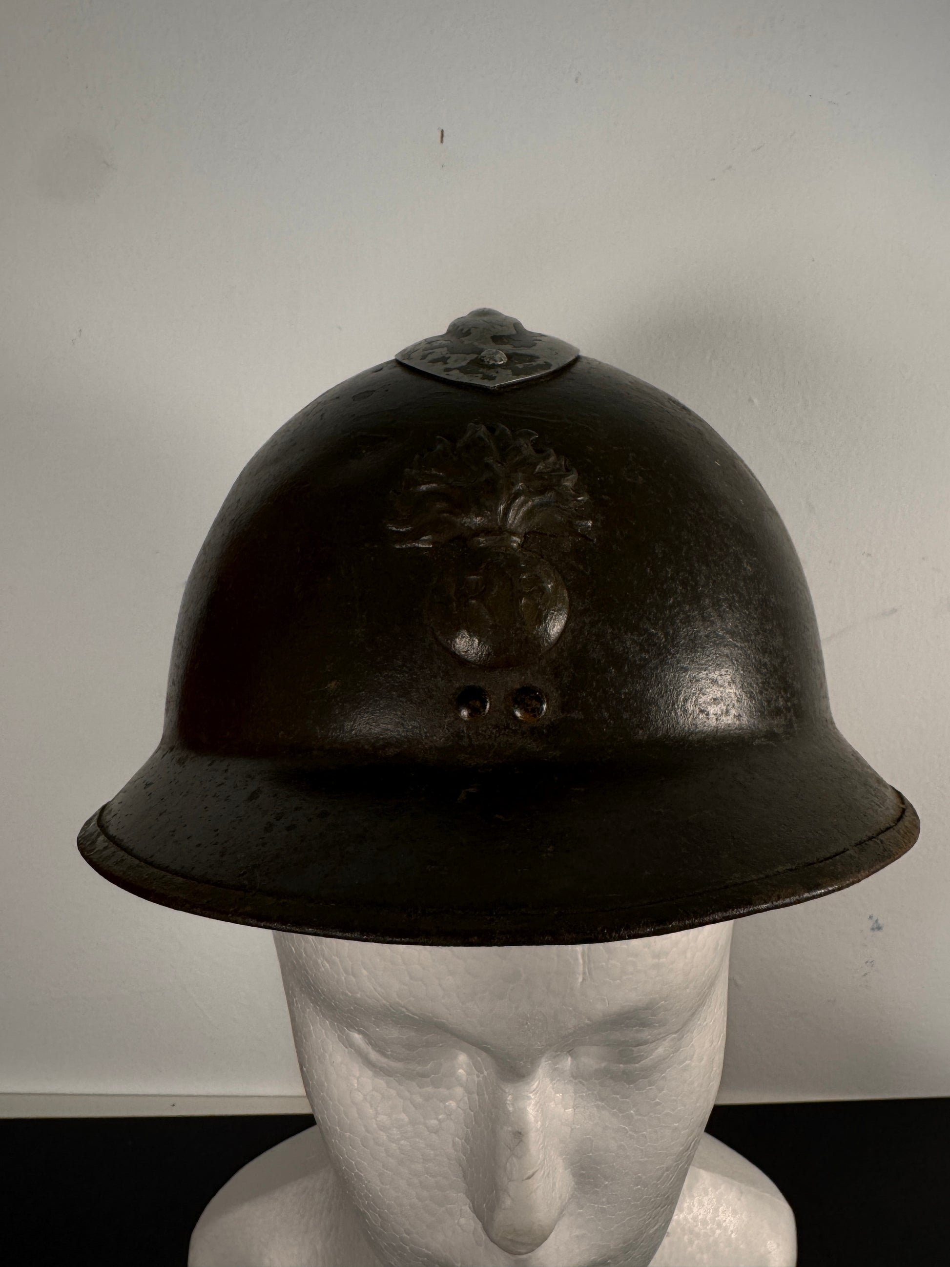 Photo 2 of WW2 French Army Infantry M1926 Adrian Combat Helmet - collectible militaria item