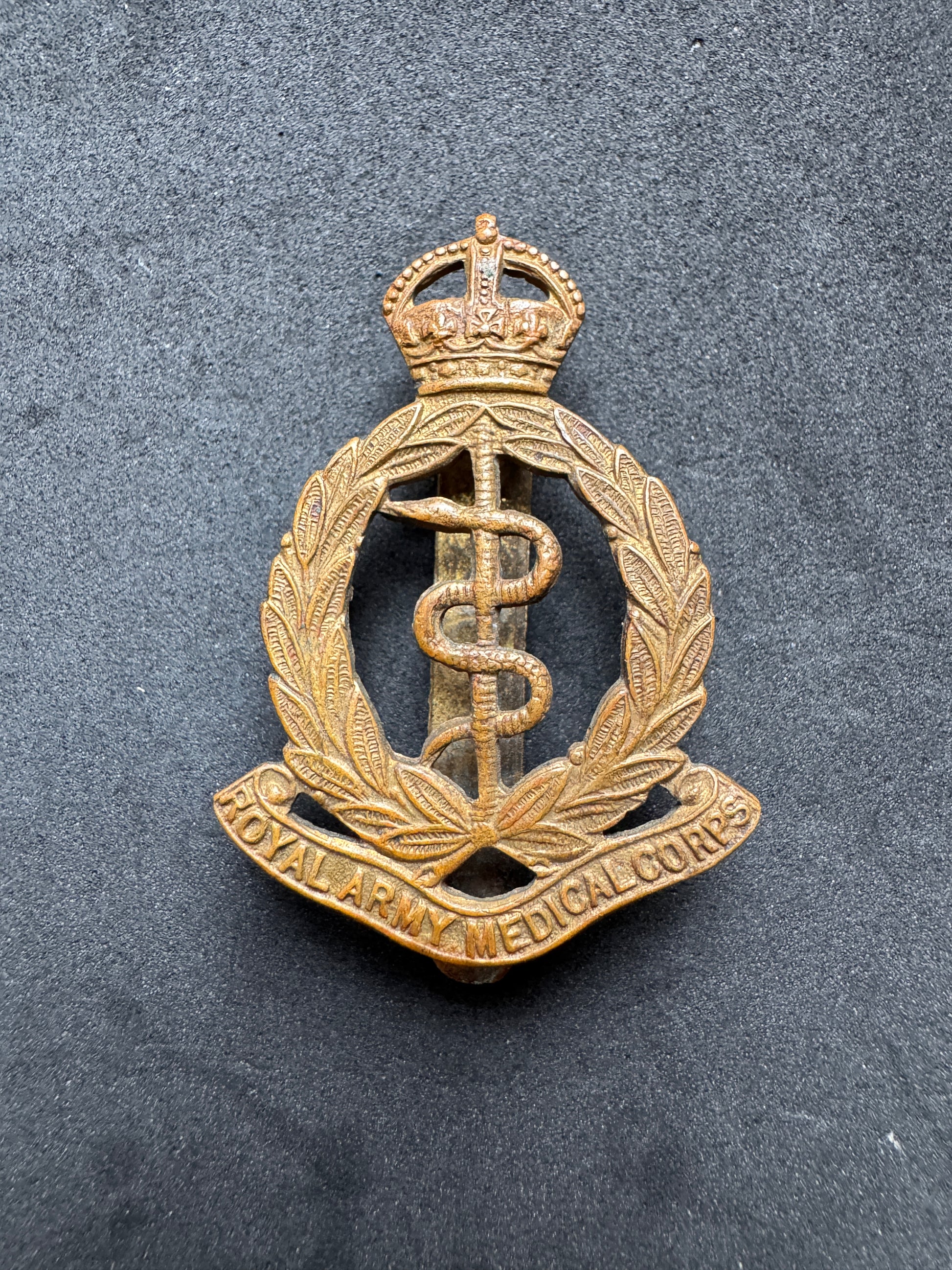 Photo 1 of WW2 British Royal Army Medical Corps Cap Badge (RAMC) - collectible militaria item