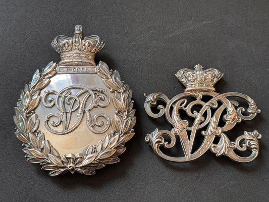 Photo 1 of Victorian British Army Cavalry Officer's Silver Sabretache & Pouch Belt VR Cypher Badges - collectible milita