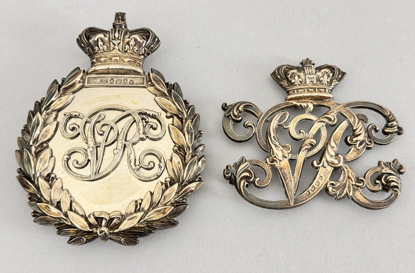 Victorian British Army Cavalry Officer's Silver Cross Belt Plate & Pouch Badge