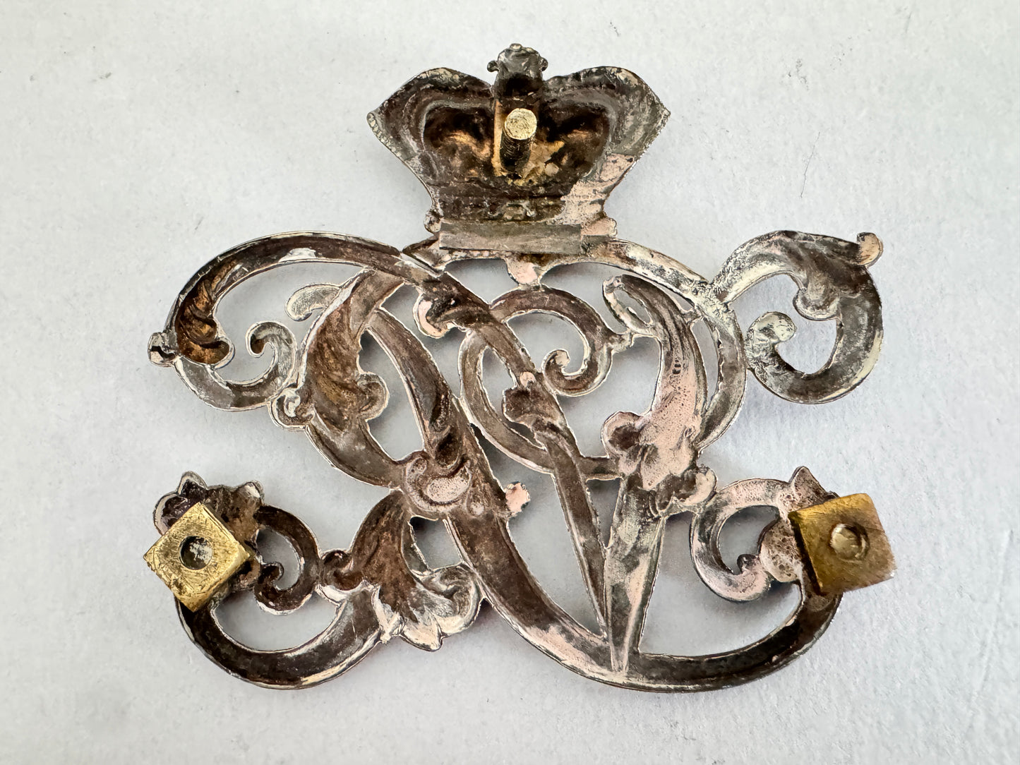Victorian British Army Cavalry Officer's Silver Cross Belt Plate & Pouch Badge