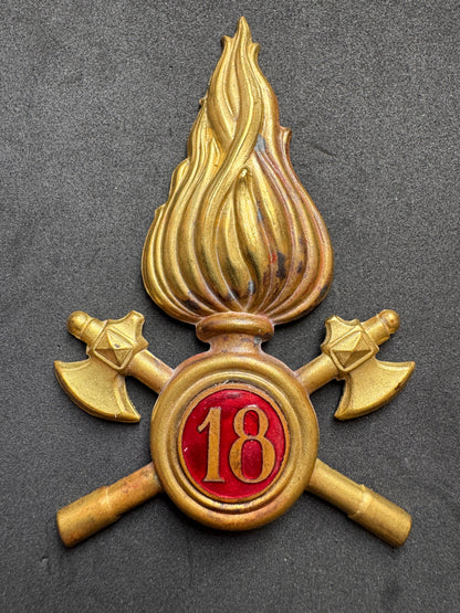 Photo 1 of Vintage Italian Fire Brigade Cap Badge - “18” Enamel - Vigili del Fuoco Insignia - collectible militaria item