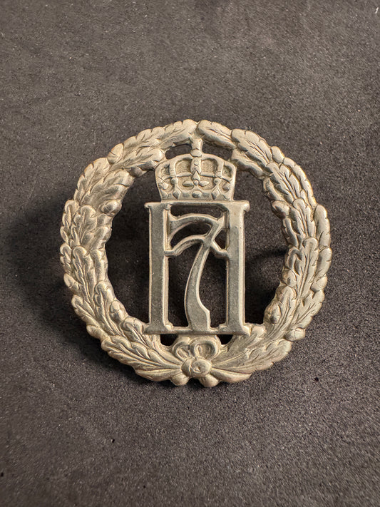 Photo 1 of WW2 Danish Free Forces Cap Badge H7 - collectible militaria item