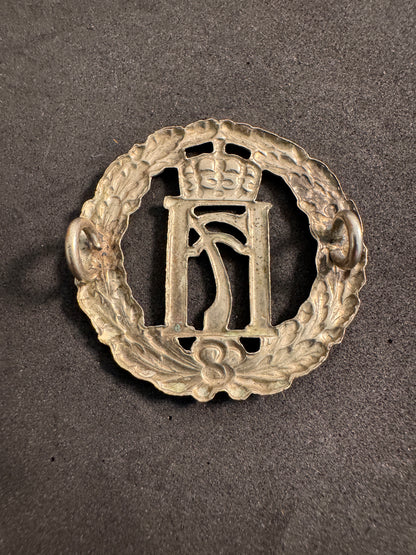 Photo 2 of WW2 Danish Free Forces Cap Badge H7 - collectible militaria item